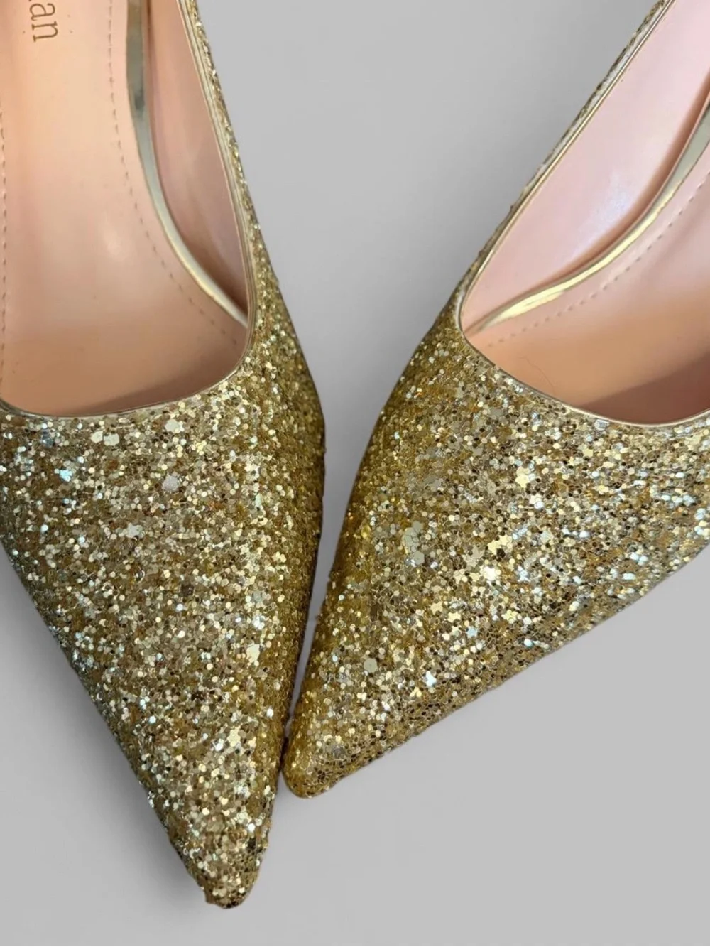SOLD Women's Gold Glitter Pointed Toe Heels